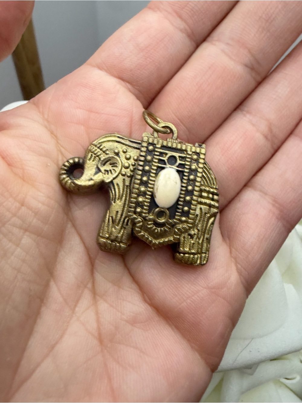 Antique-Style Elephant Pendant Charm in Brass with Cream Inlay